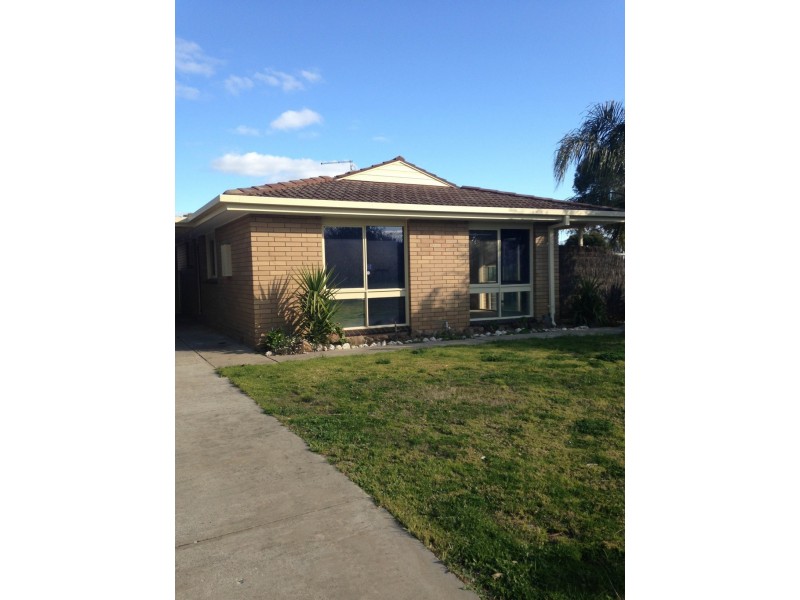 127 Easterby Court, Howlong NSW 2643