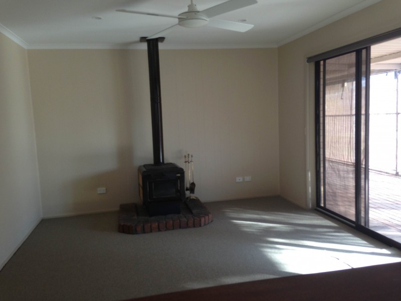 127 Easterby Court, Howlong NSW 2643