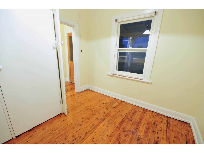 1 and 2/375 Urana Road, Lavington NSW 2641