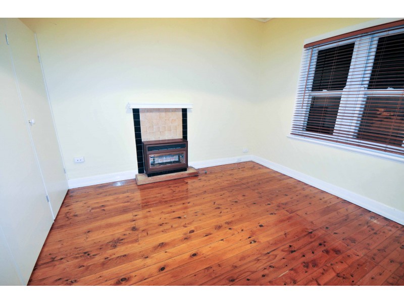 1 and 2/375 Urana Road, Lavington NSW 2641