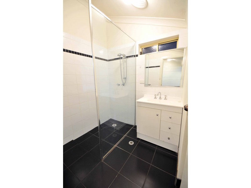 1 and 2/375 Urana Road, Lavington NSW 2641