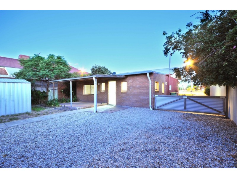 1 and 2/375 Urana Road, Lavington NSW 2641