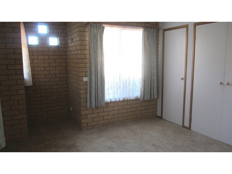 1 and 2/375 Urana Road, Lavington NSW 2641