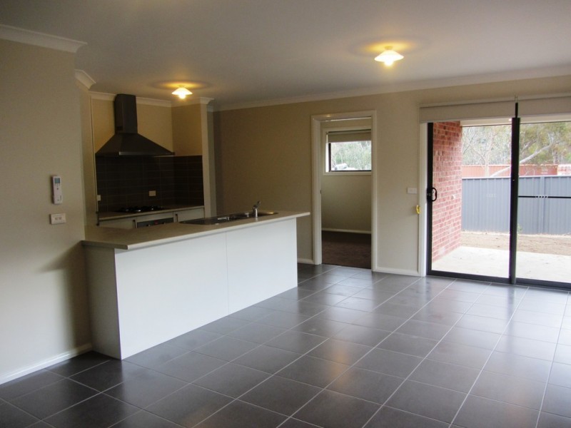 1/14 Riverboat Drive, Thurgoona NSW 2640