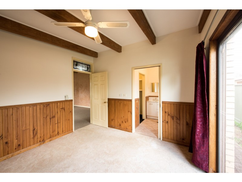 353 Kentucky Avenue, Lavington NSW 2641