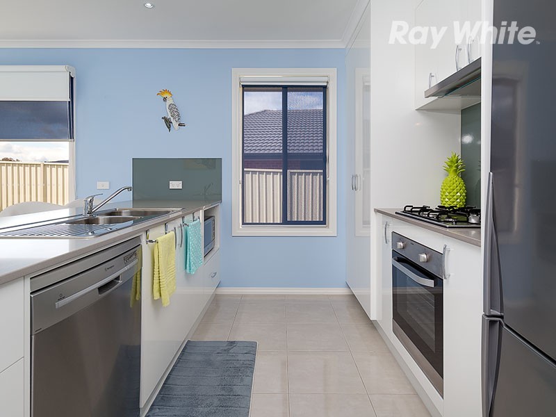 17 Bartleson Place, Hamilton Valley NSW 2641