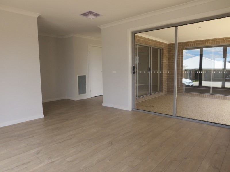 2 Hereford Court, Thurgoona NSW 2640