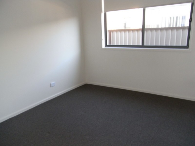 127 Bank Street, Howlong NSW 2643