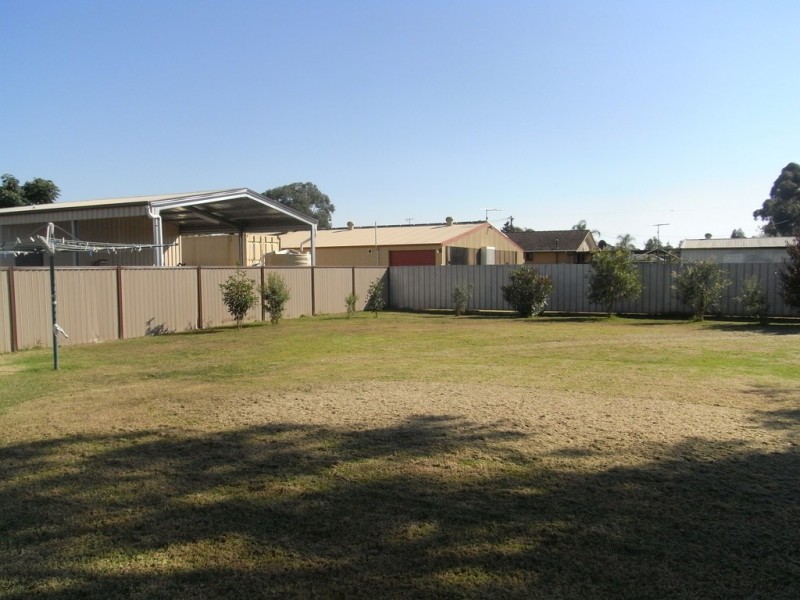 127 Bank Street, Howlong NSW 2643