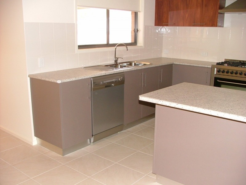 127 Bank Street, Howlong NSW 2643