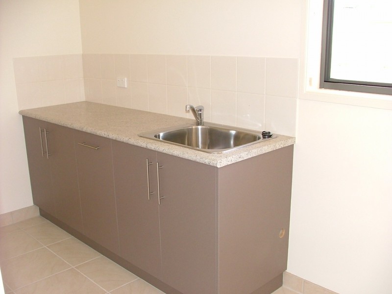 127 Bank Street, Howlong NSW 2643