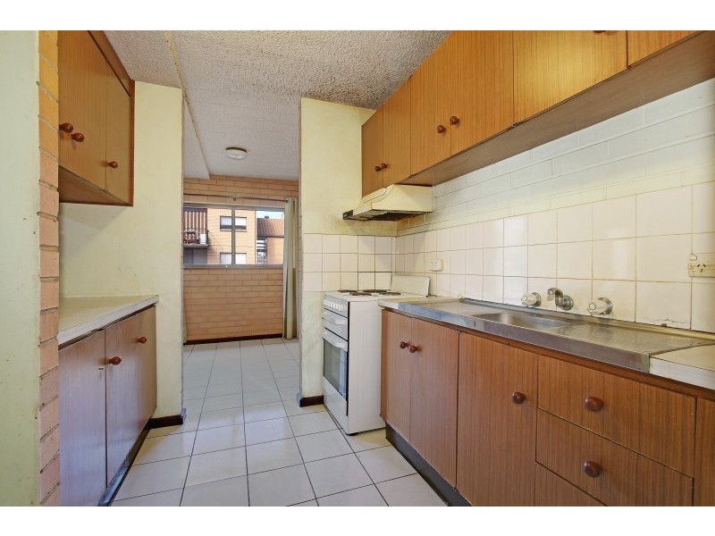 14/429 McDonald Road, Lavington NSW 2641