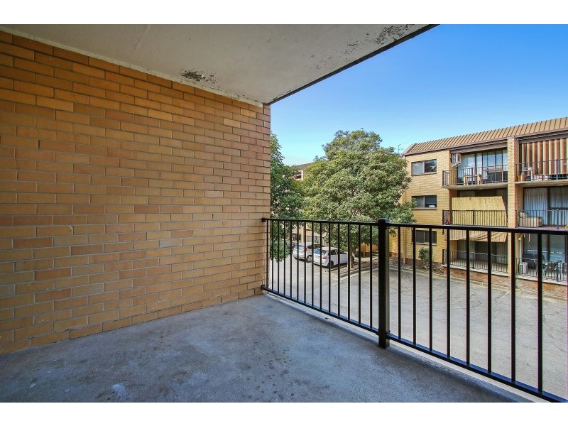 14/429 McDonald Road, Lavington NSW 2641