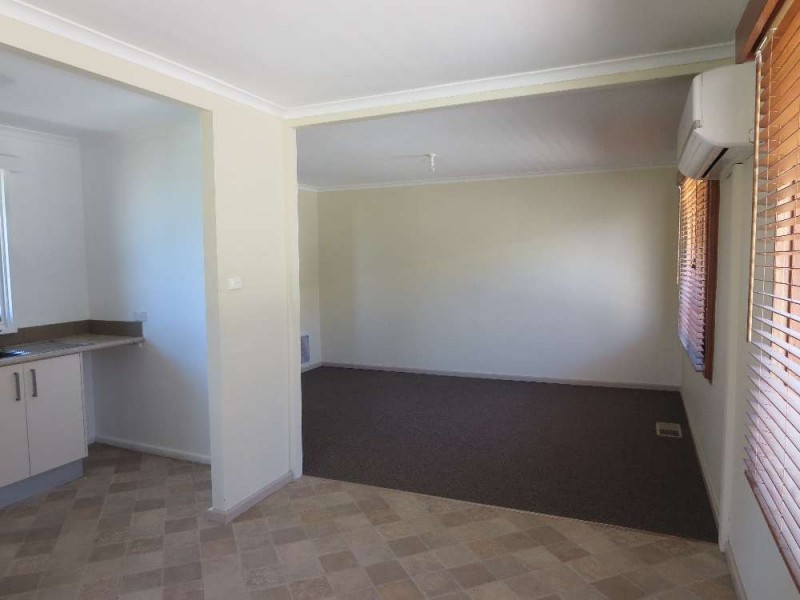 36 Kurrajong Crescent, Albury NSW 2640