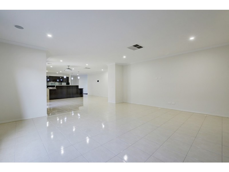 639 Storey Street, Springdale Heights NSW 2641