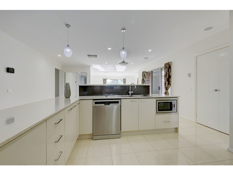 639 Storey Street, Springdale Heights NSW 2641