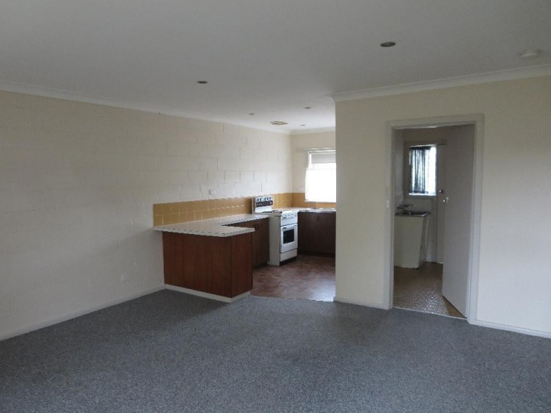 307 Vickers Road, Lavington NSW 2641