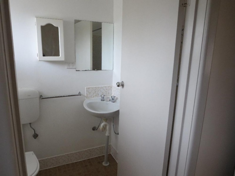 307 Vickers Road, Lavington NSW 2641