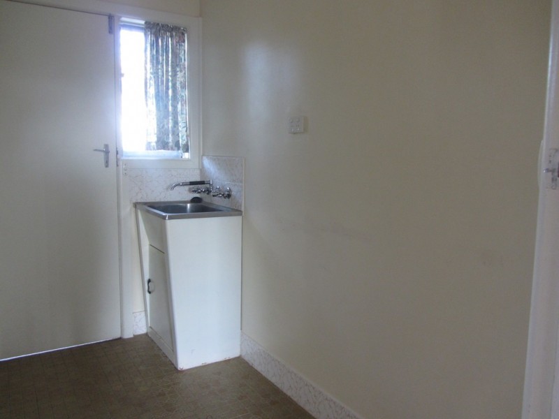 307 Vickers Road, Lavington NSW 2641