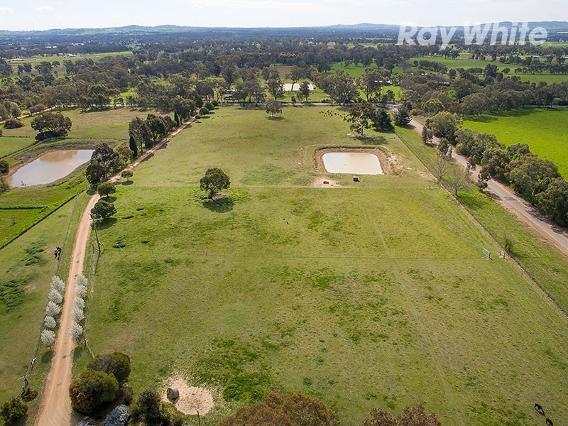 200 Hawthorn Road, Jindera NSW 2642