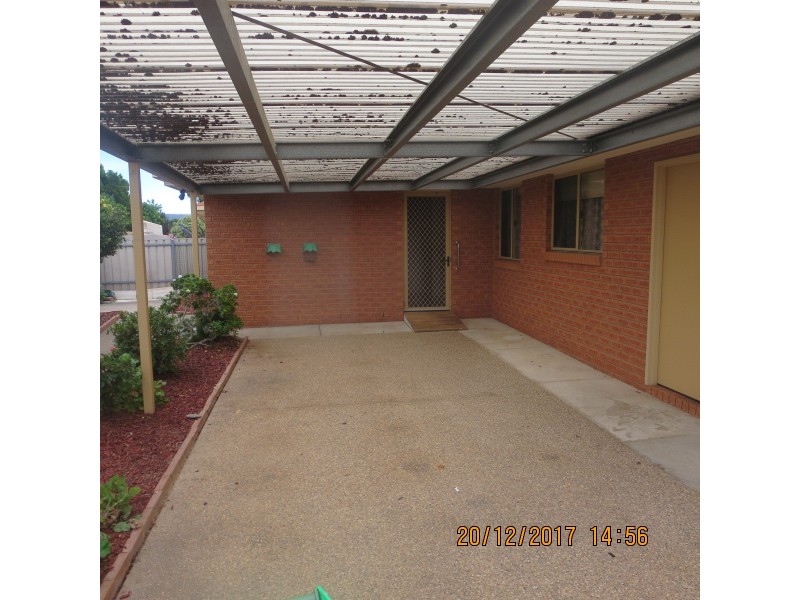 6/381 Dick Road, Lavington NSW 2641