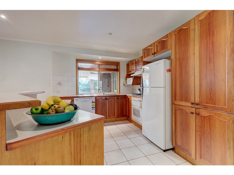 15 Doulton Drive, West Albury NSW 2640