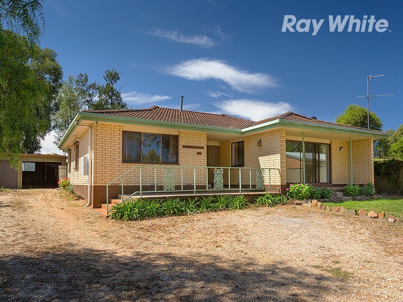 115 Hawkins Street, Howlong NSW 2643
