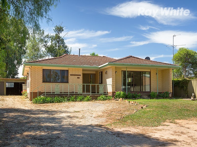 115 Hawkins Street, Howlong NSW 2643