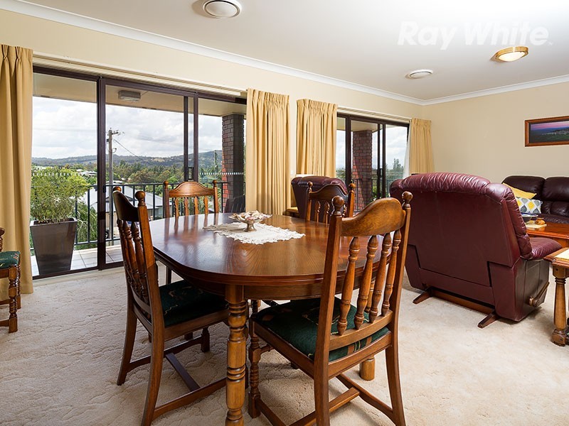 403 Halehaven Crescent, Lavington NSW 2641