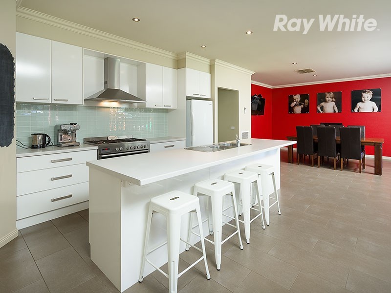 37 Cassinia Court, Thurgoona NSW 2640