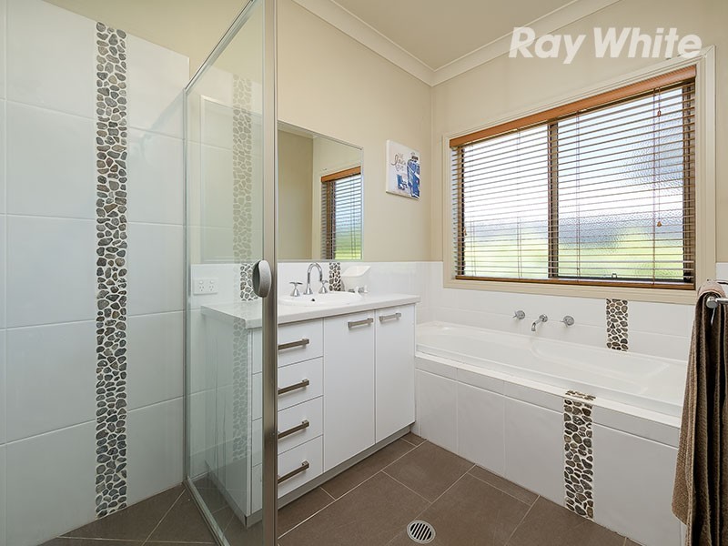 37 Cassinia Court, Thurgoona NSW 2640
