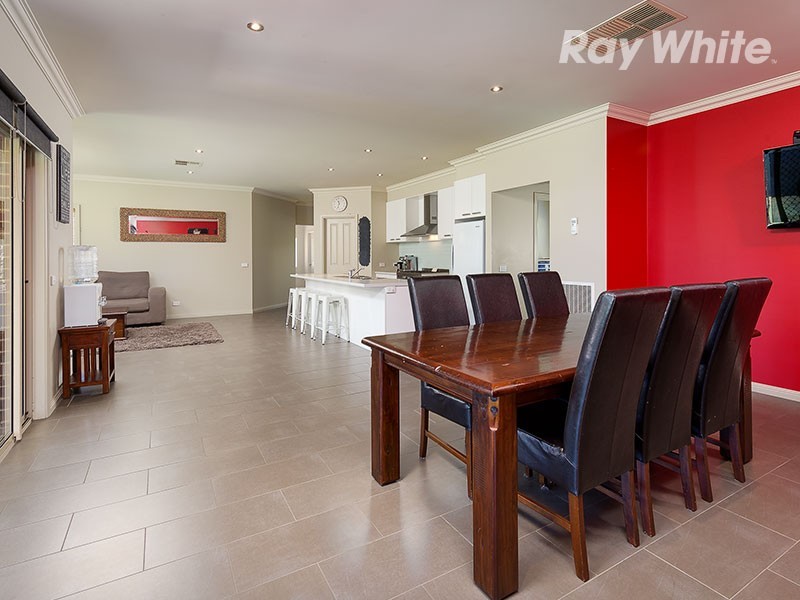 37 Cassinia Court, Thurgoona NSW 2640