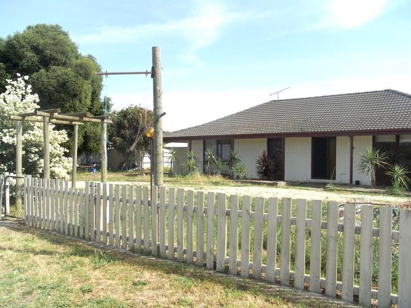 119 Pell Street, Howlong NSW 2643