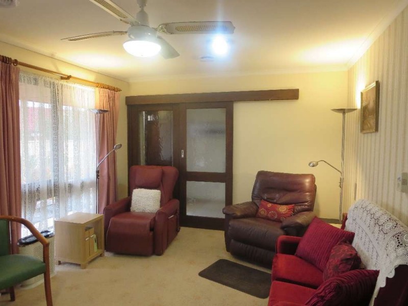 401 Dale Crescent, Lavington NSW 2641