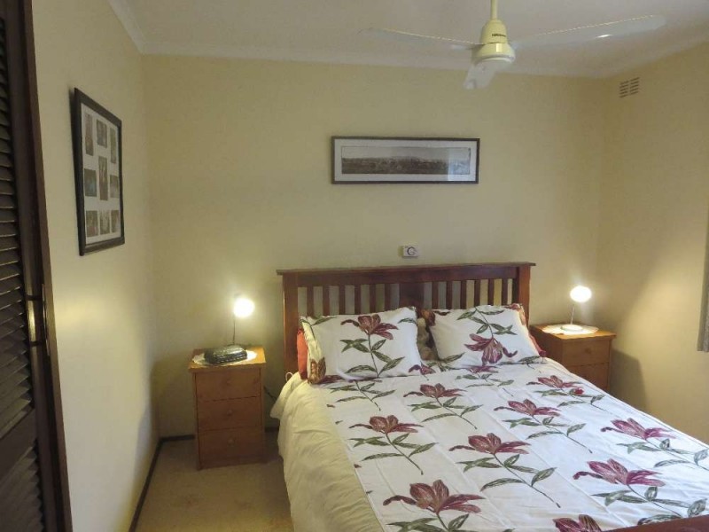 401 Dale Crescent, Lavington NSW 2641