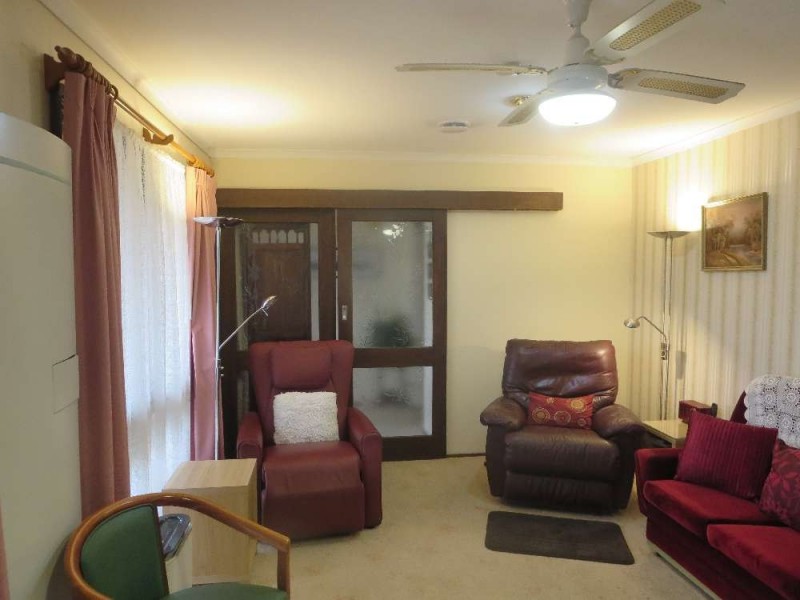 401 Dale Crescent, Lavington NSW 2641