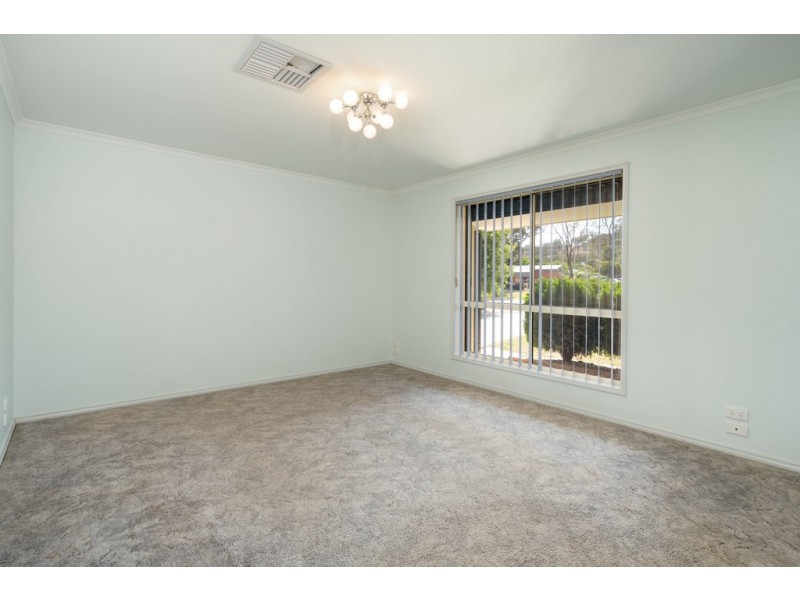 25 Almurta Court, Springdale Heights NSW 2641