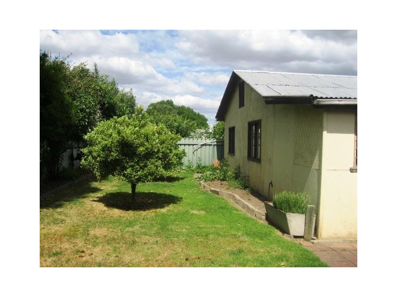 382 Wantigong Street, North Albury NSW 2640