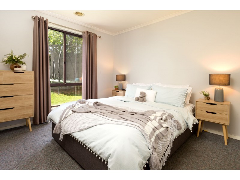 24 Daysdale Way, Thurgoona NSW 2640