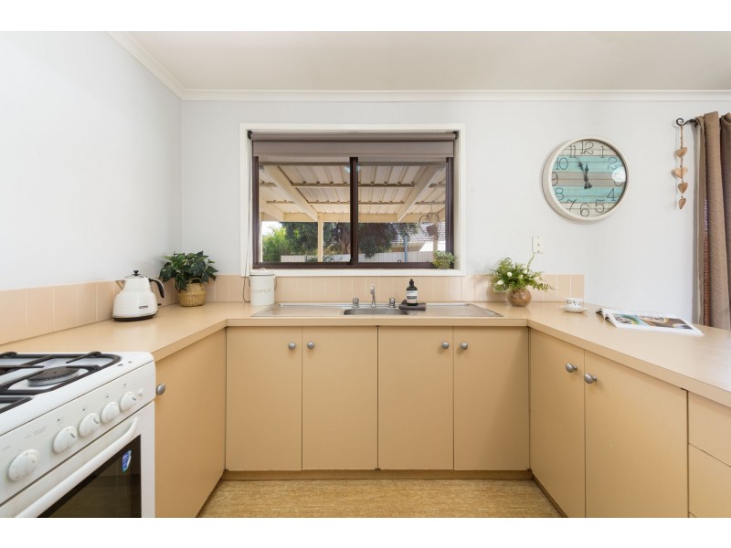 24 Daysdale Way, Thurgoona NSW 2640