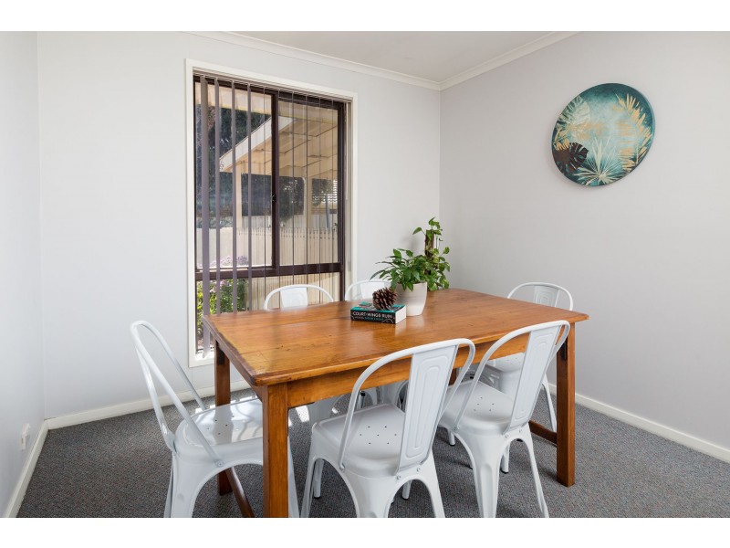 24 Daysdale Way, Thurgoona NSW 2640