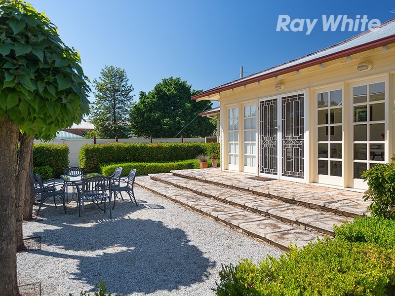 39 Hawkins Street, Howlong NSW 2643