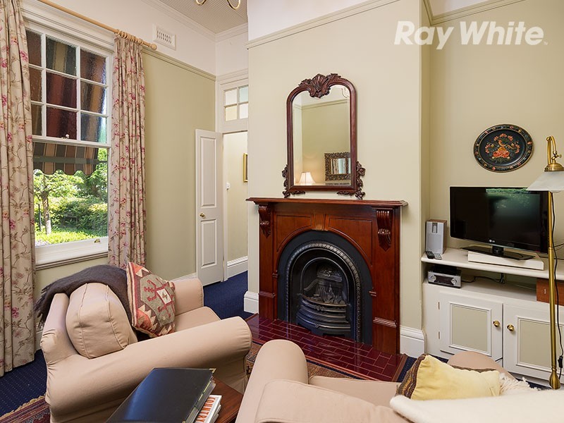 39 Hawkins Street, Howlong NSW 2643