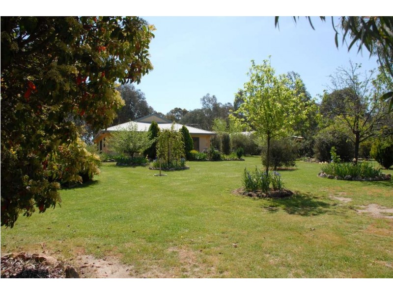 345 Reids Way, Wooragee, Beechworth VIC 3747