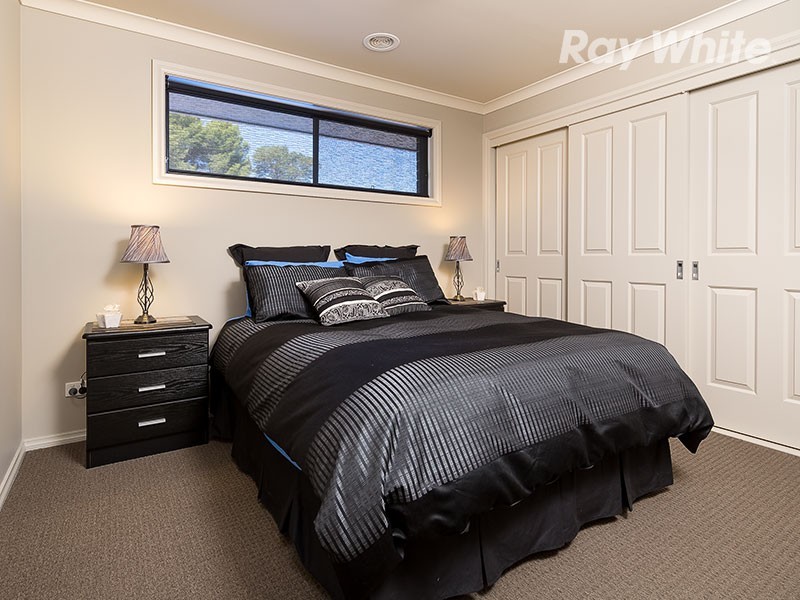 79 Royce Crescent, Lavington NSW 2641