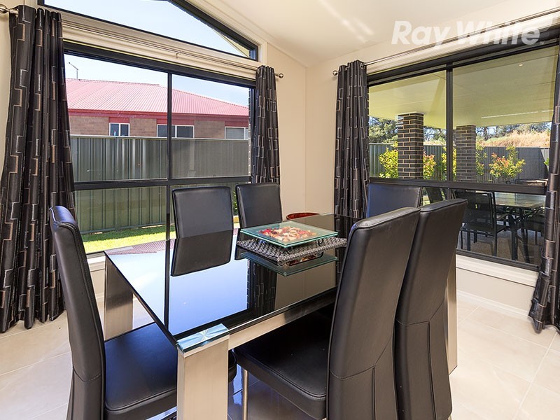 79 Royce Crescent, Lavington NSW 2641