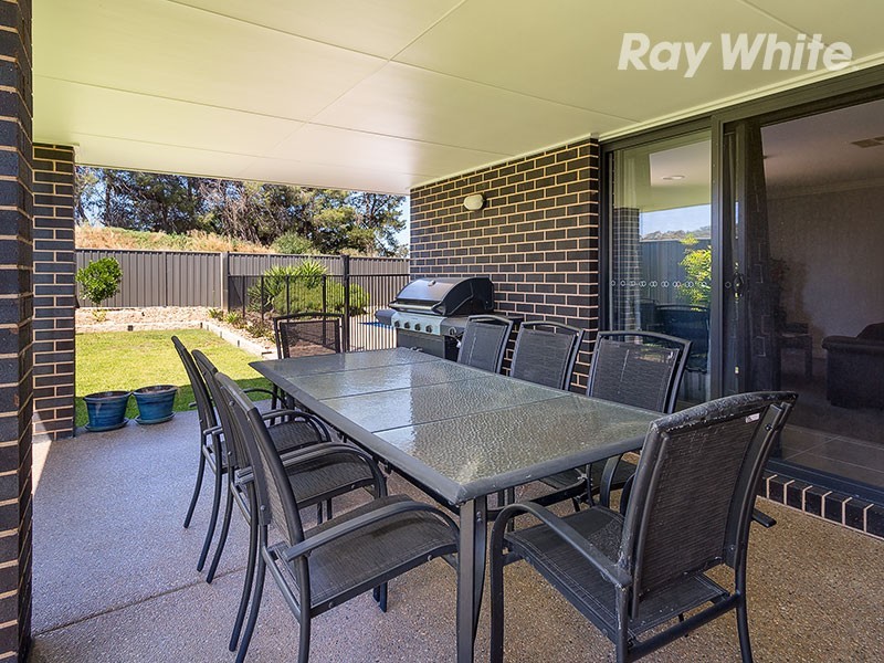 79 Royce Crescent, Lavington NSW 2641