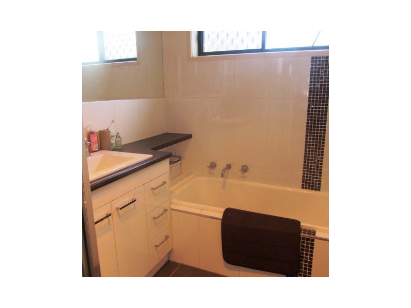 12 Renwick Court, Lavington NSW 2641