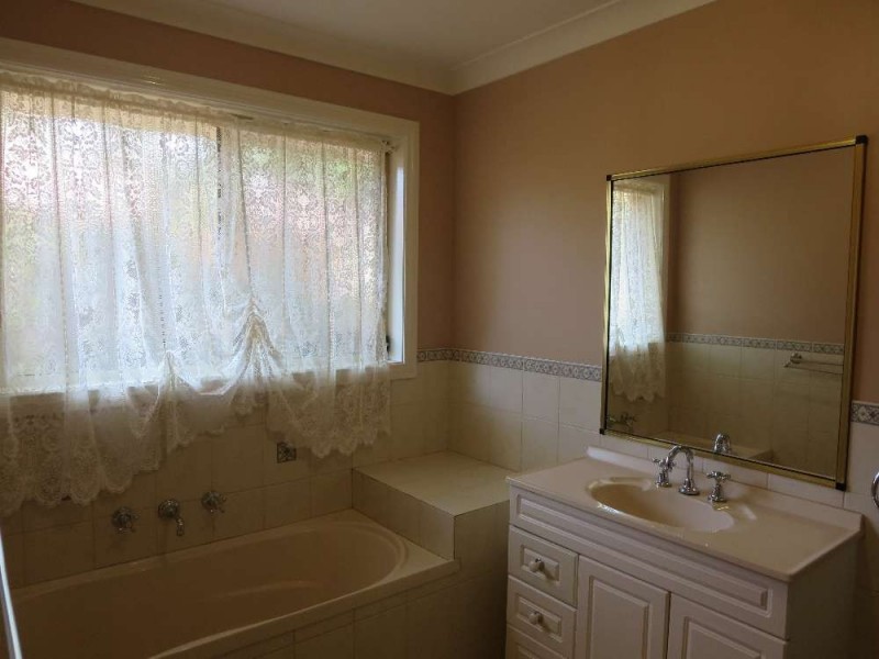 12 Bartholomew Street, Glenroy NSW 2640