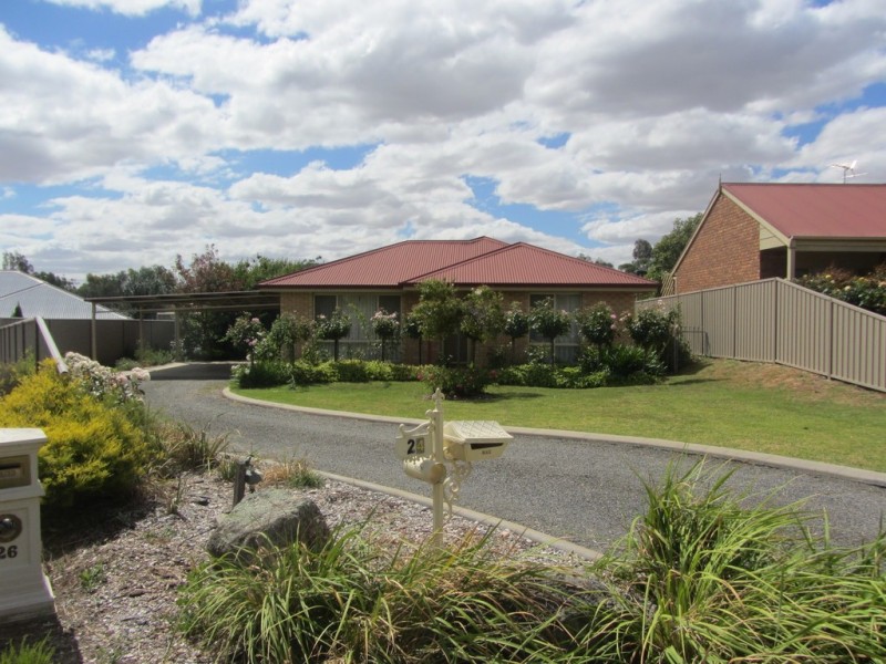 24 Berberick Court, Thurgoona NSW 2640
